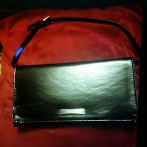SPRIT SMALL BLK PATIENT WALLET PURSE